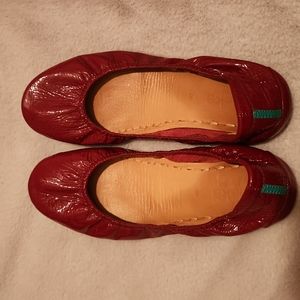 Tieks flats